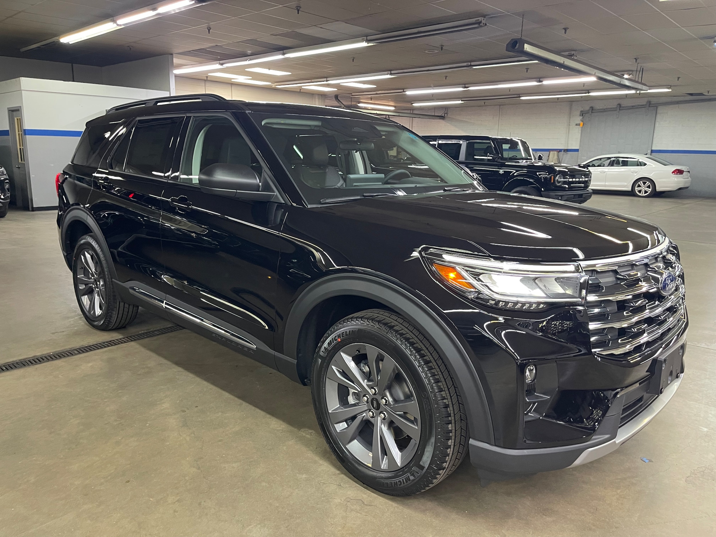 2025 Ford Explorer Active's photo