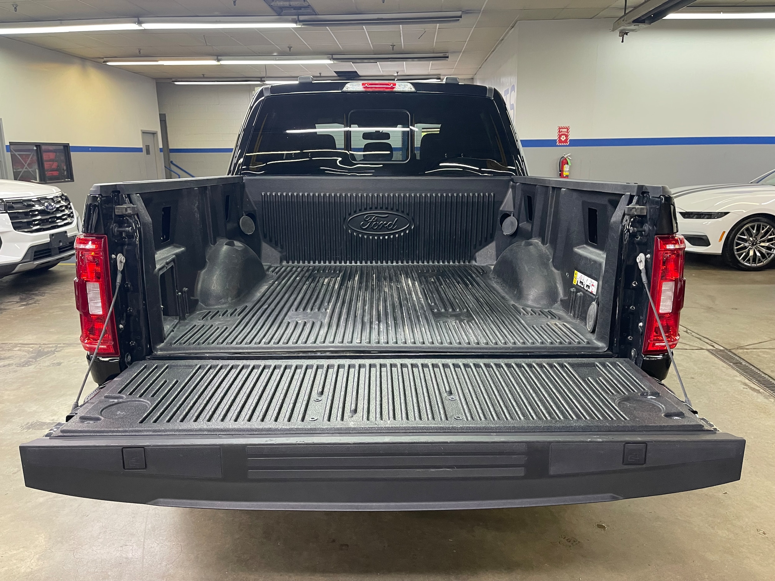 2023 Ford F-150 XLT - Photo 7