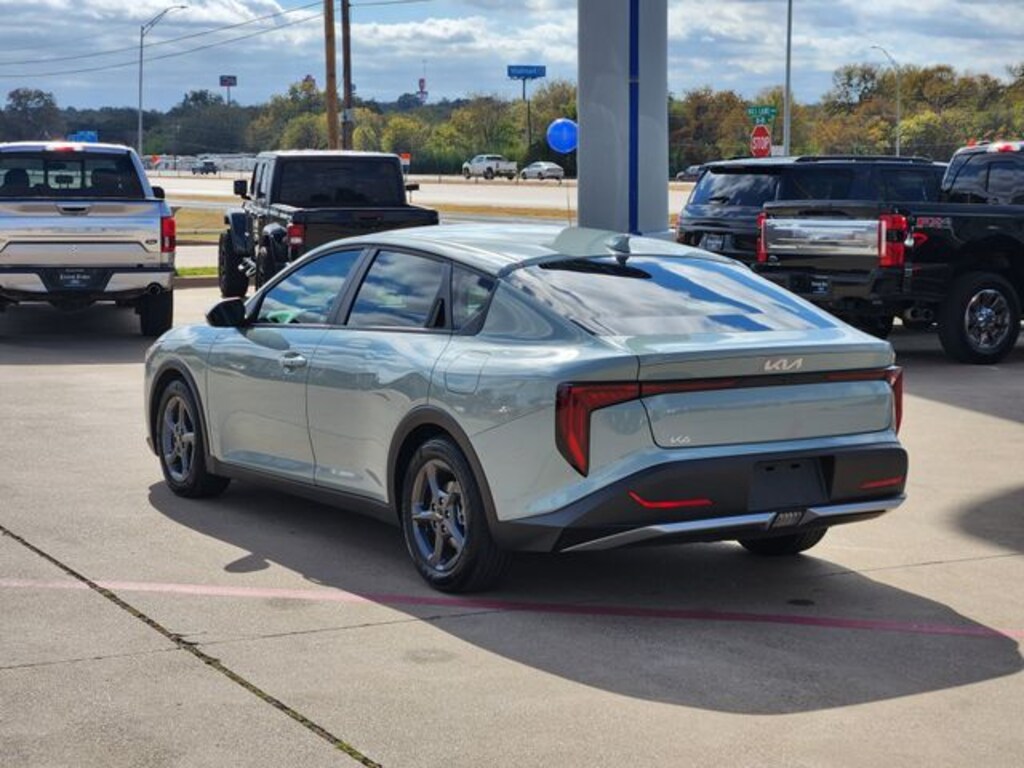 Used 2025 Kia K4 LXS Sedan