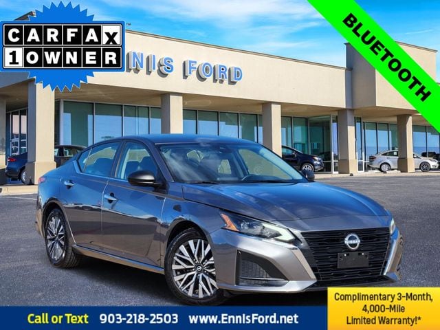 2024 Nissan Altima SV's photo