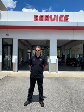 Staff member BRYSON SCHMIDT from ID_b98d0695210d