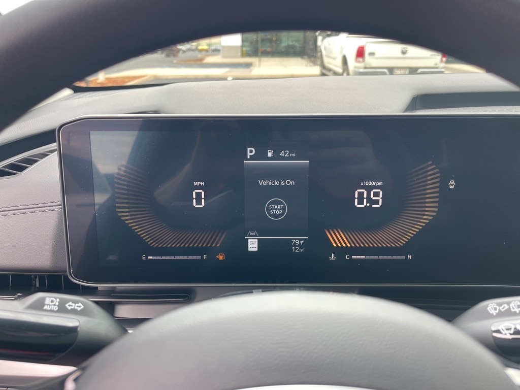 New 2026 Kia Carnival Van Passenger Van