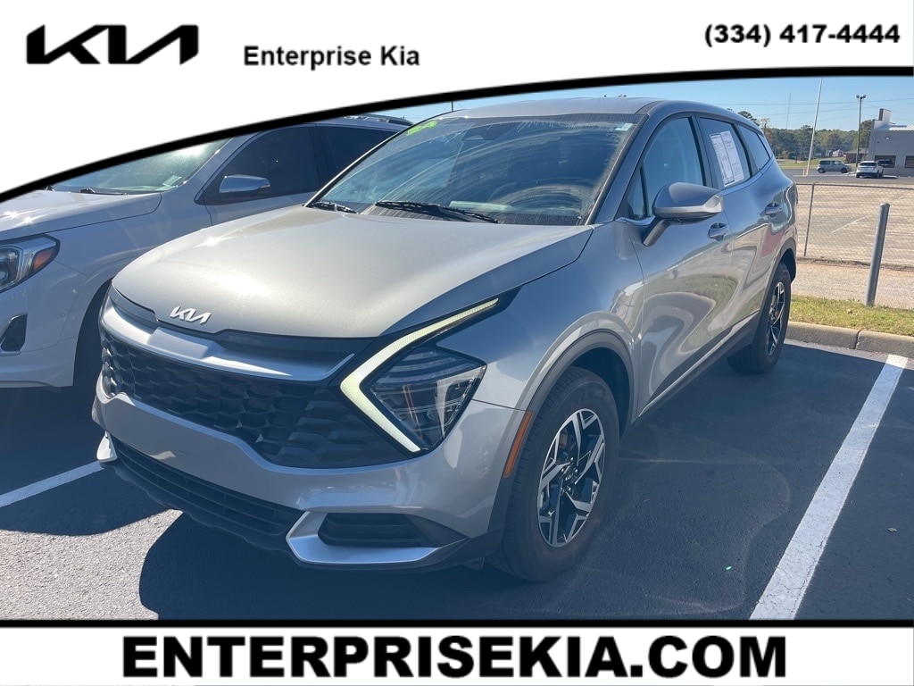 2024 Kia Sportage LX's photo