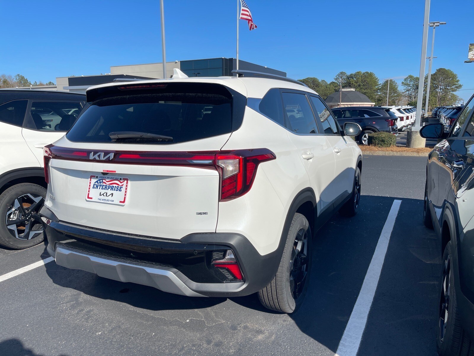 2026 Kia Seltos EX - Photo 17