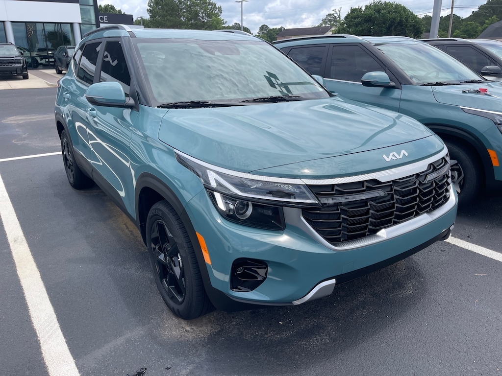 New 2026 Kia Seltos EX SUV