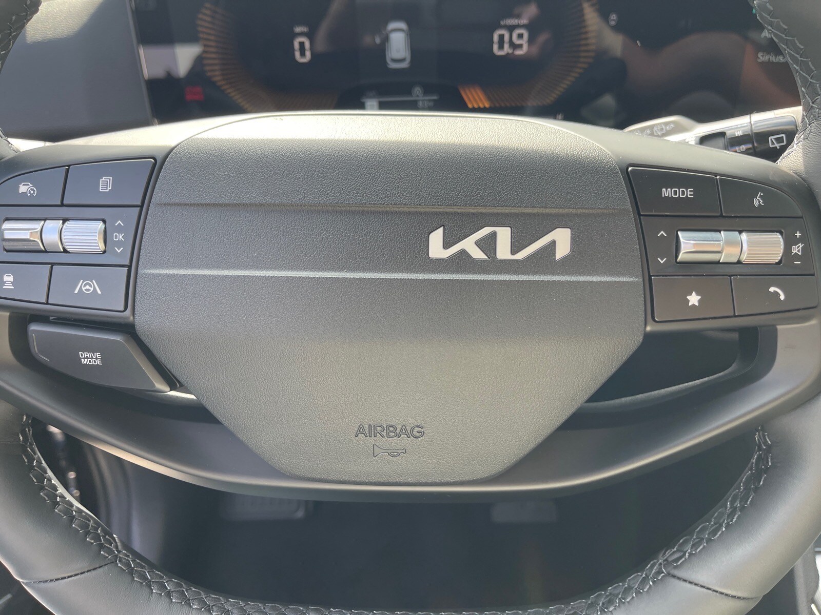 2026 Kia Sportage EX - Photo 9
