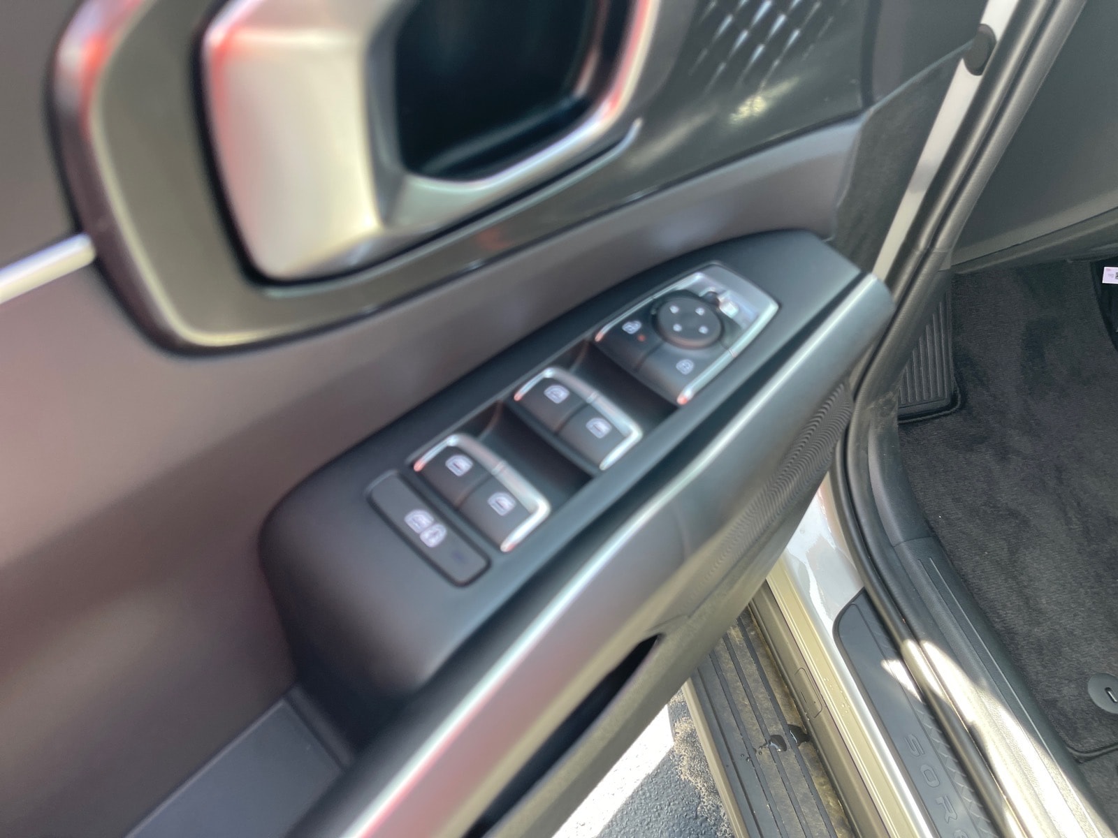 2026 Kia Sorento S - Photo 10