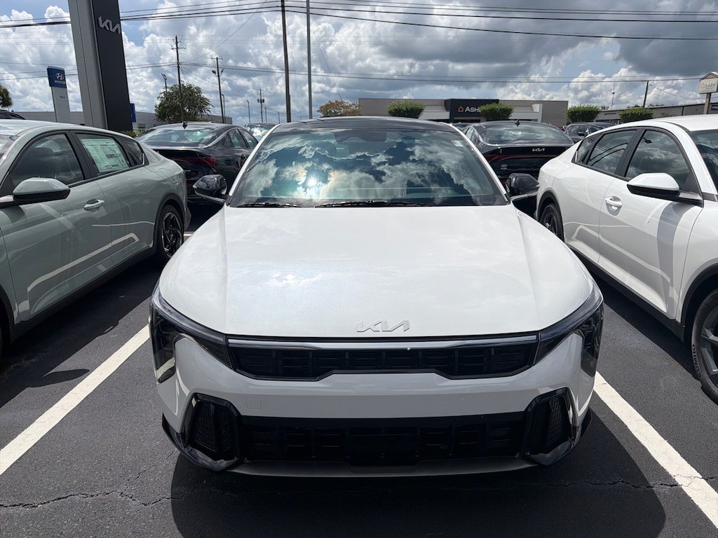 New 2026 Kia K4 GT-Line Sedan