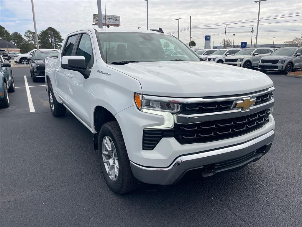 Used 2022 Chevrolet Silverado 1500 LT Truck Crew Cab