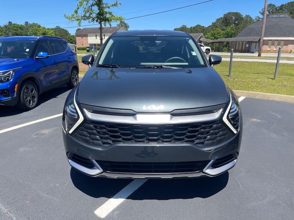 Used 2025 Kia Sportage LX SUV