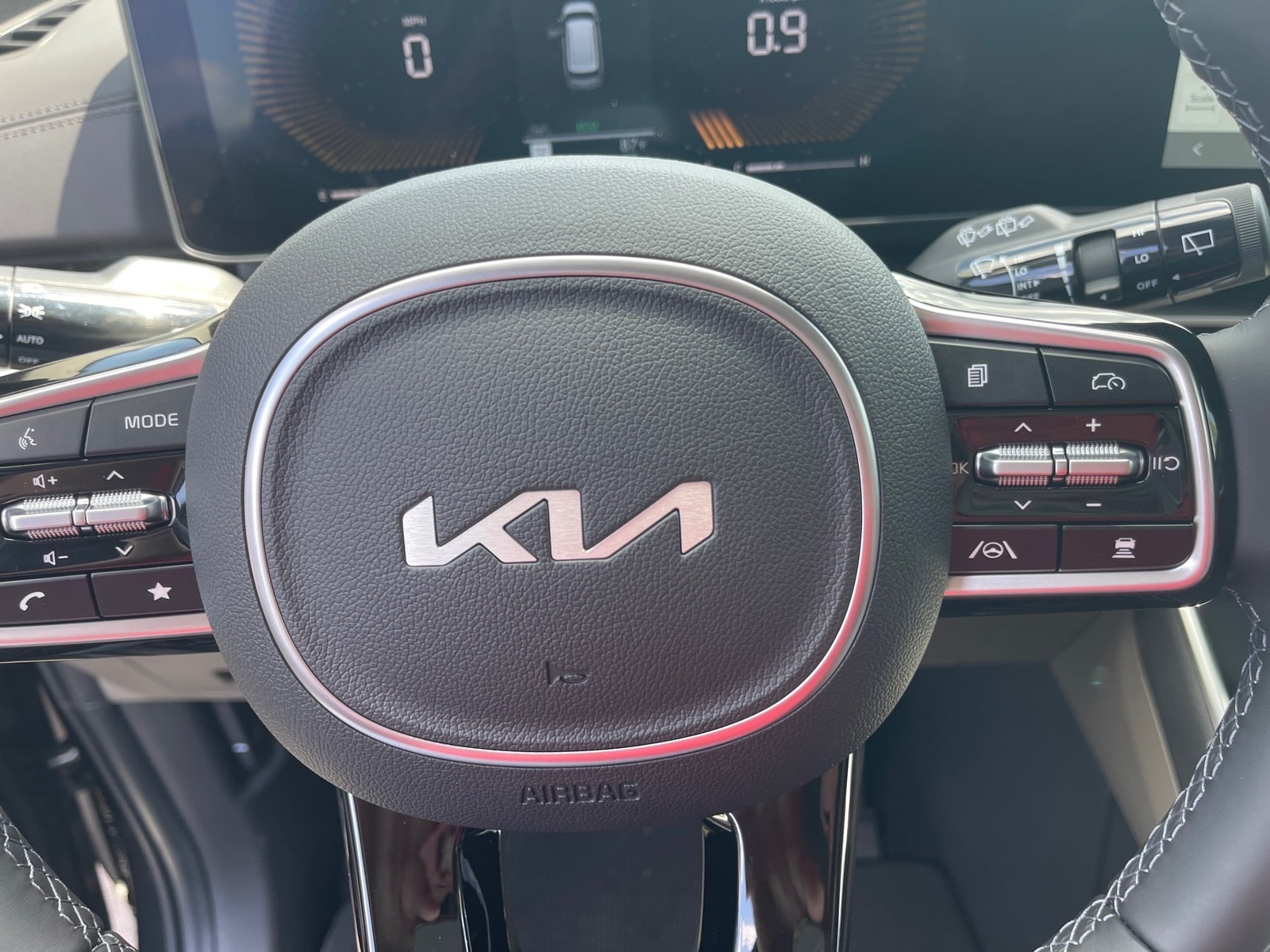 2026 Kia Carnival EX - Photo 9