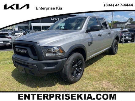2024 Ram 1500 Classic SLT Truck Crew Cab
