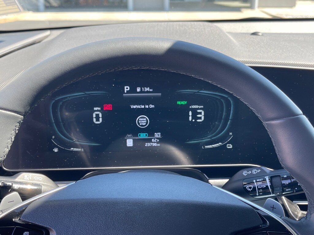 Used 2023 Kia Niro EX SUV