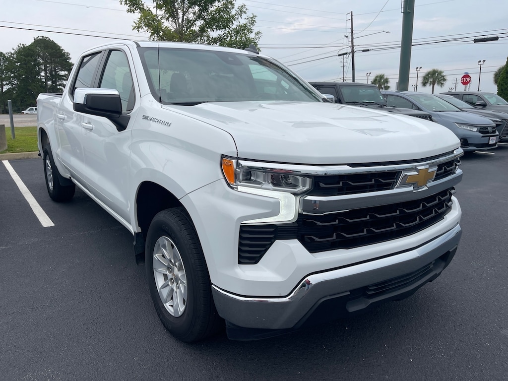Used 2025 Chevrolet Silverado 1500 LT w/1LT Truck Crew Cab