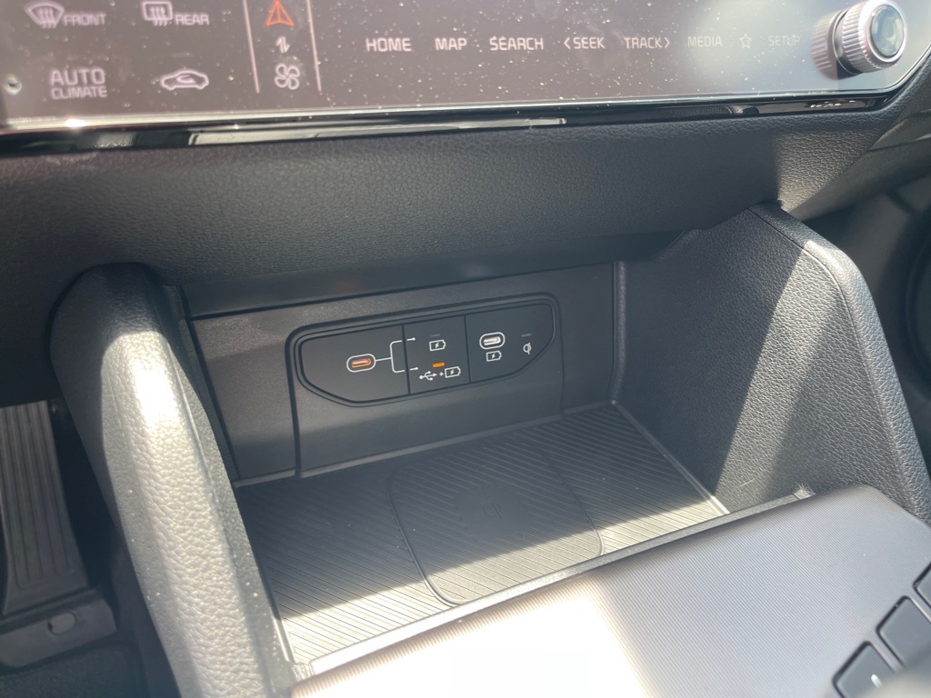 2026 Kia Sportage SX - Photo 7
