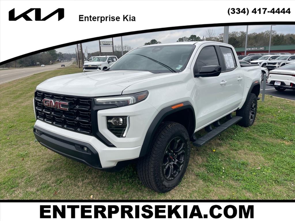 2024 GMC Canyon Elevation's photo