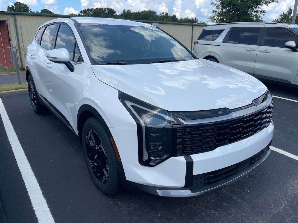 New 2026 Kia Sportage EX SUV