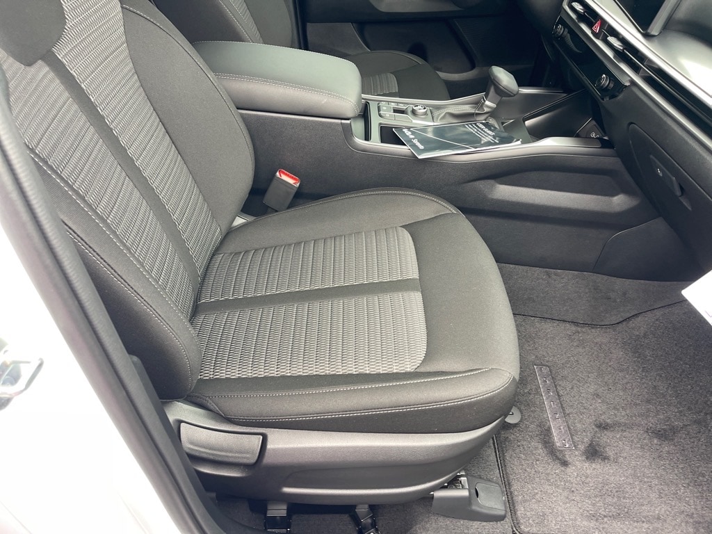 2026 Kia Sorento LX - Photo 20