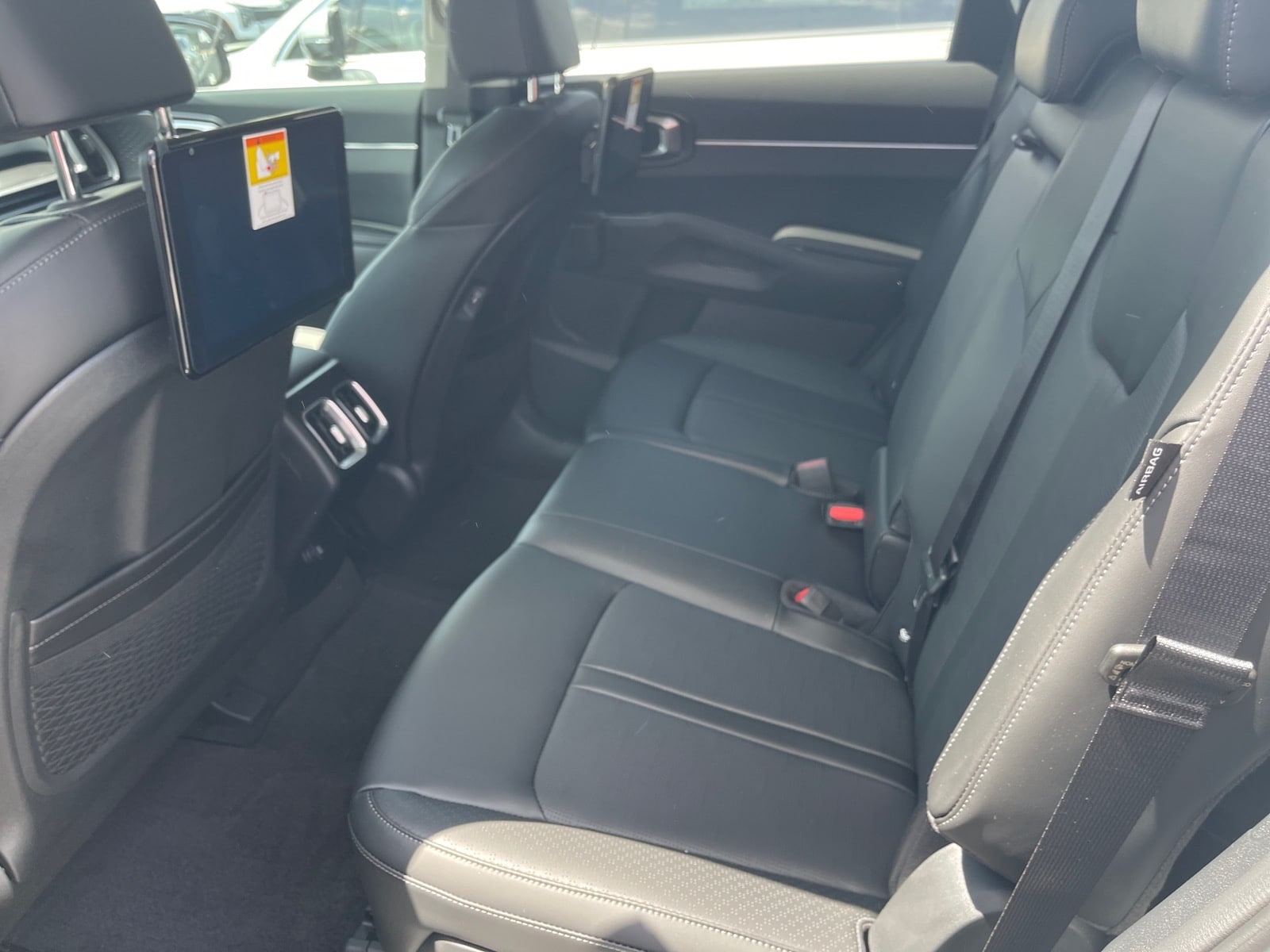 2026 Kia Sorento S - Photo 13