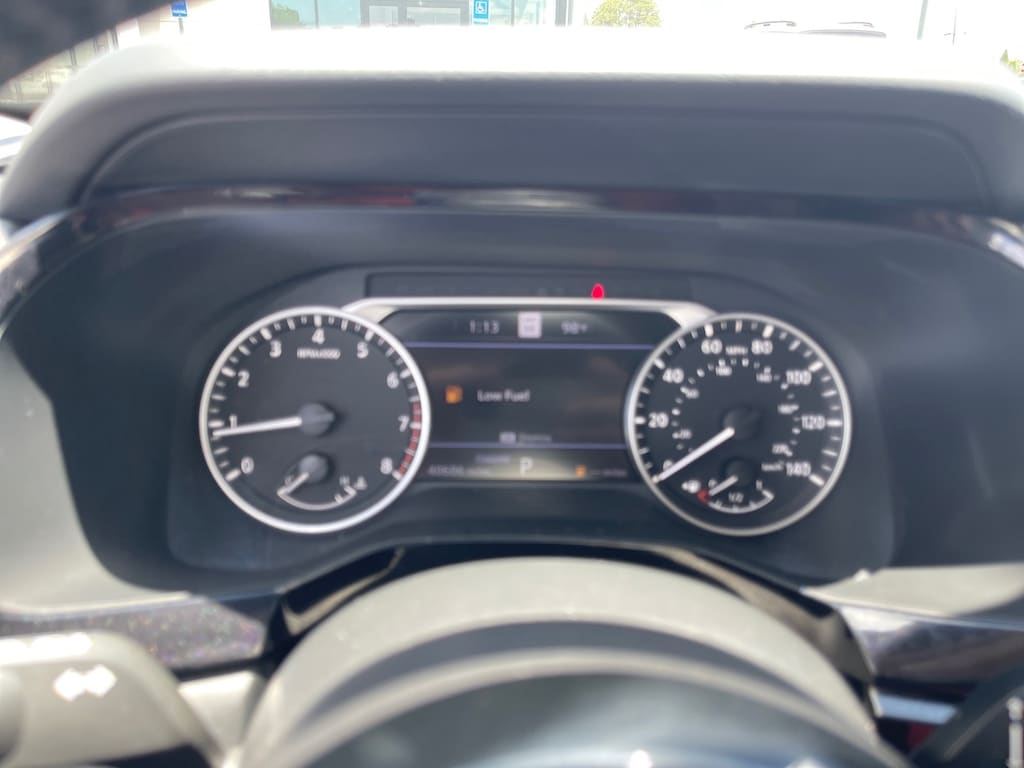 Used 2024 Nissan Pathfinder SL SUV