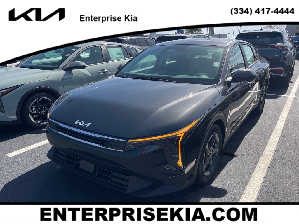 2025 Kia K4 LXS's photo