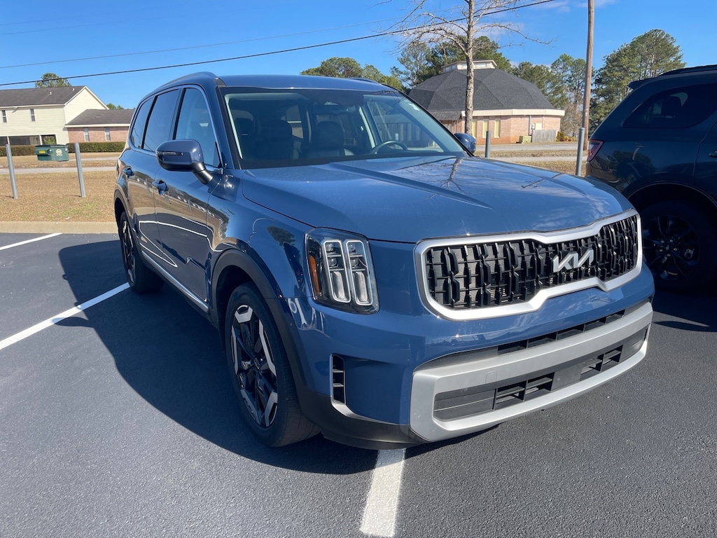 Used 2023 Kia Telluride EX SUV