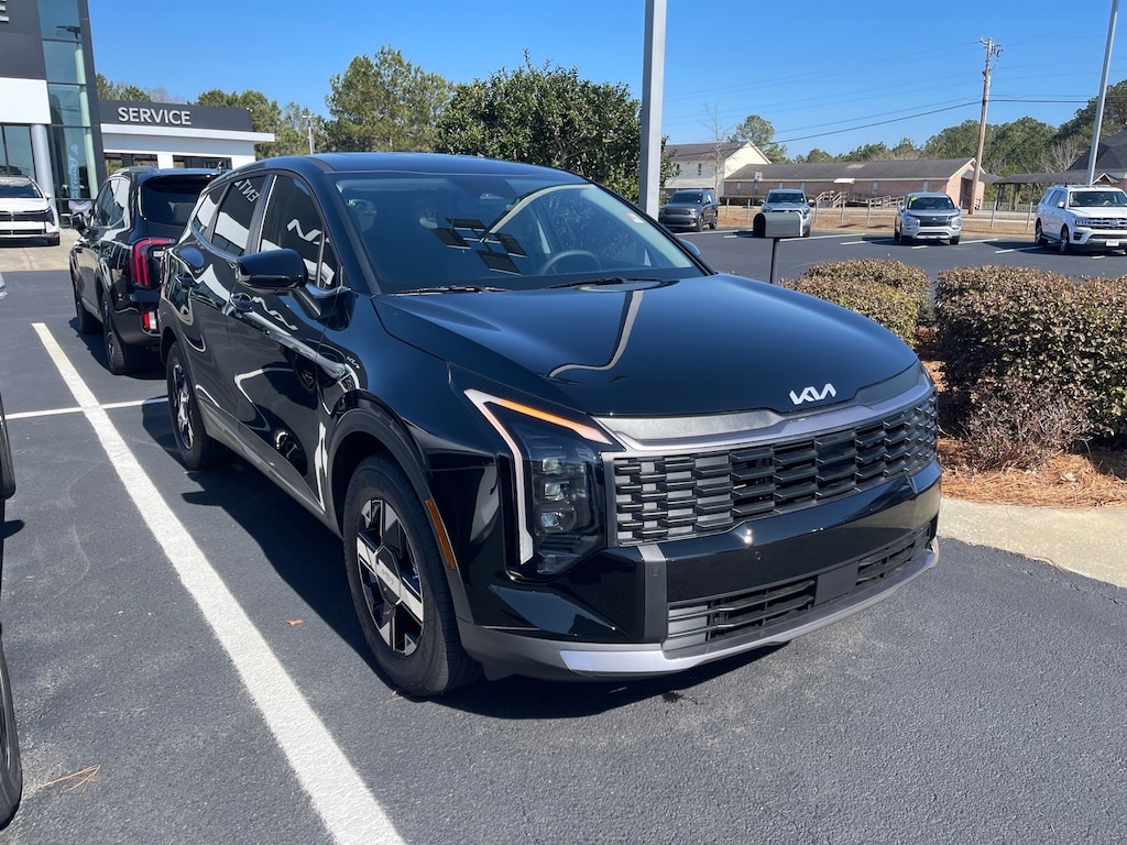 New 2026 Kia Sportage LX SUV