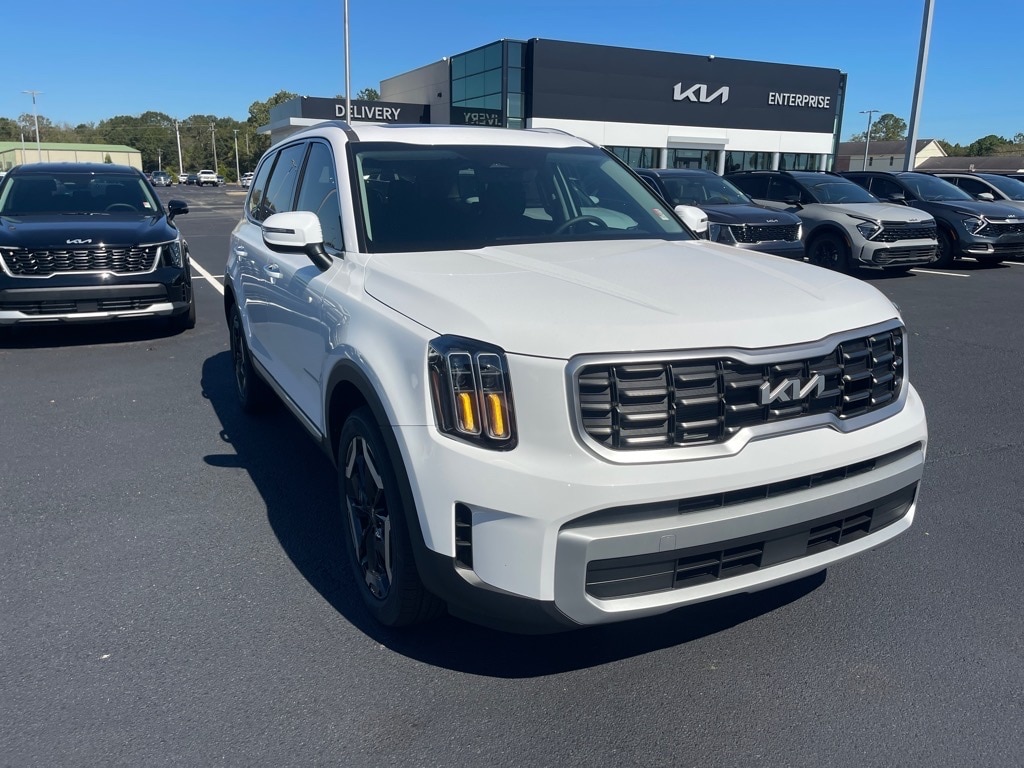 New 2025 Kia Telluride S SUV
