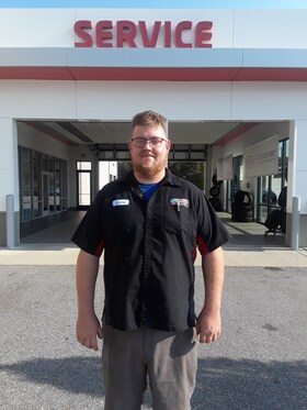 Staff member Shane D'Emilio from ID_b98d0695210d