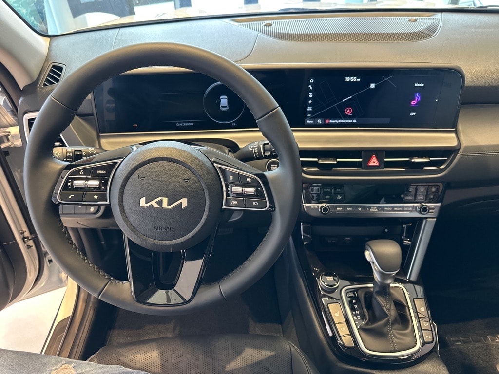 New 2026 Kia Seltos EX SUV