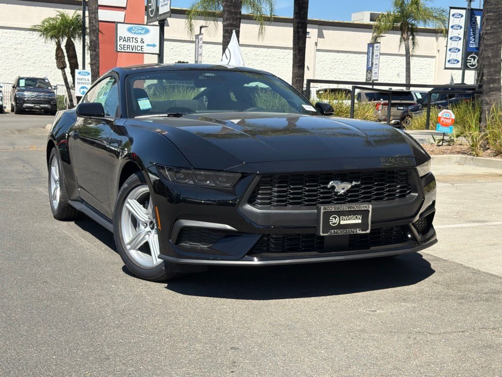2026 Ford Mustang EcoBoost Fastback - Photo 3