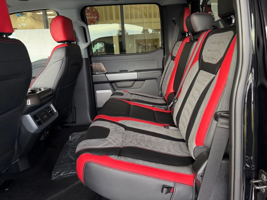 2025 Ford F-250 Super Duty Lariat - Photo 28