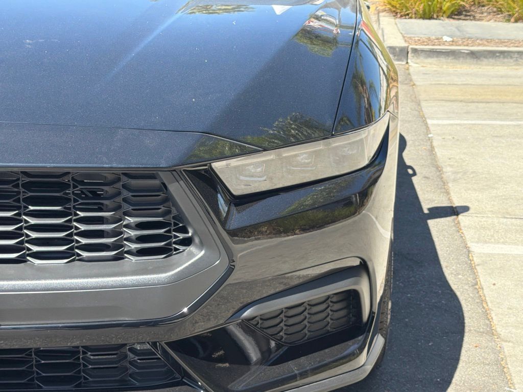 2026 Ford Mustang EcoBoost Fastback - Photo 15