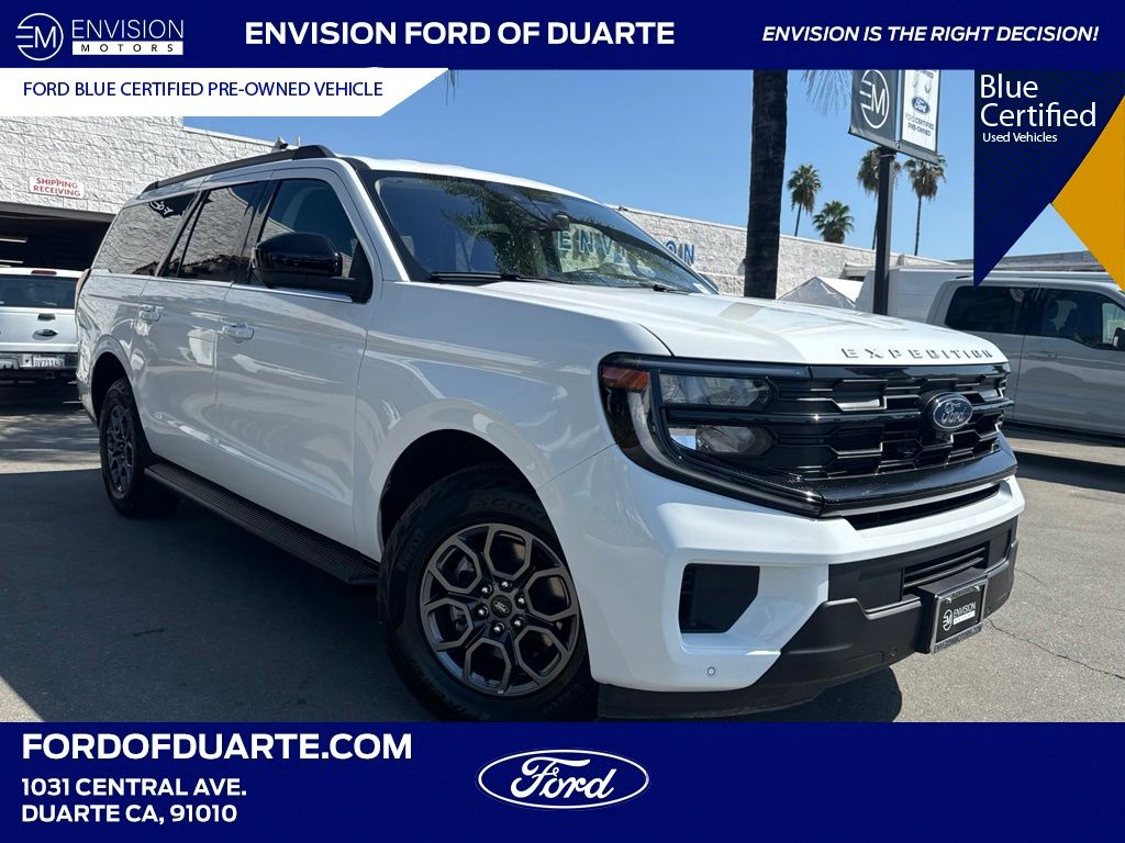 2025 Ford Expedition Active