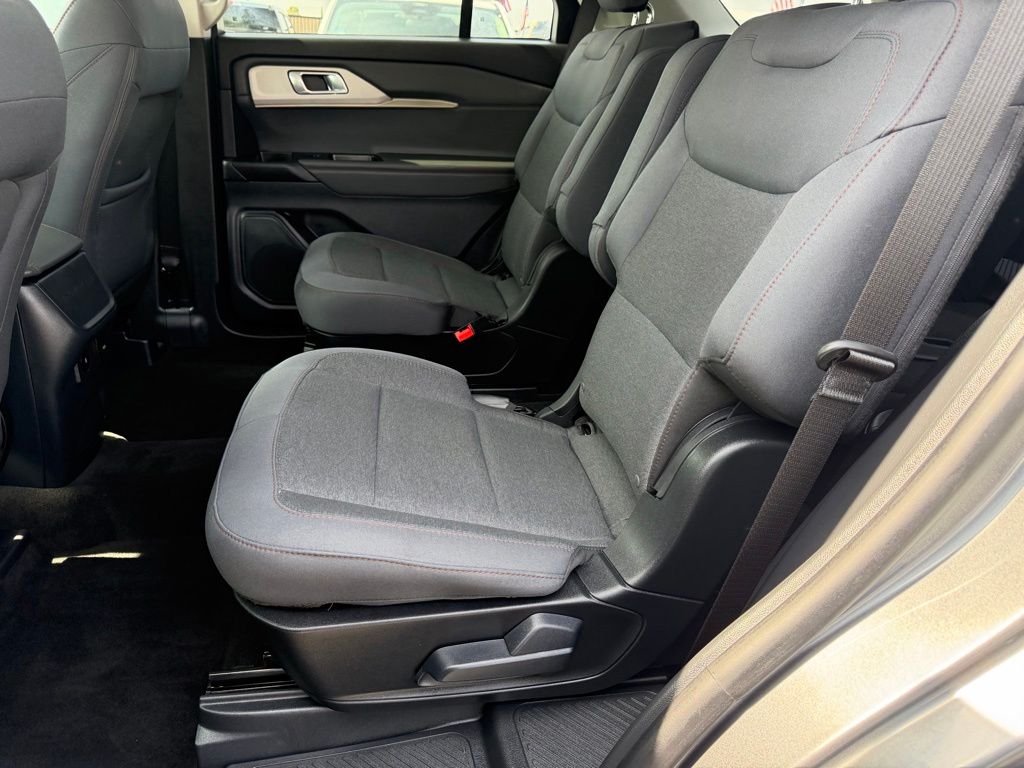 2026 Ford Explorer - Photo 37