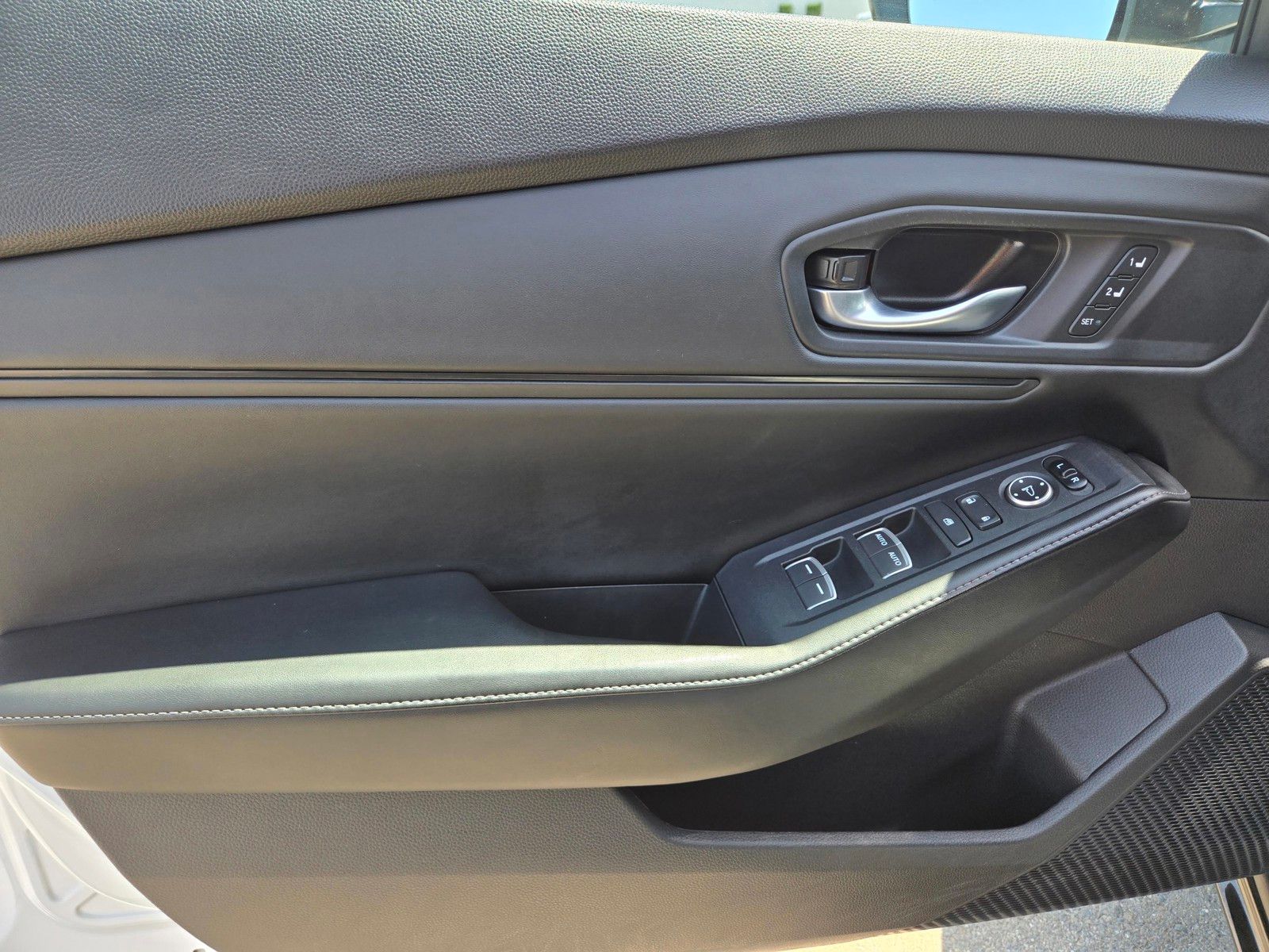 2024 Honda Accord Hybrid Sport-L - Photo 15