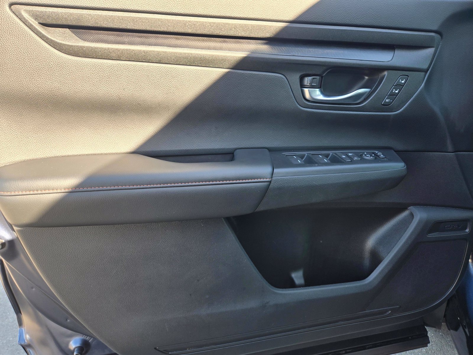 2025 Honda CR-V Sport-L - Photo 16