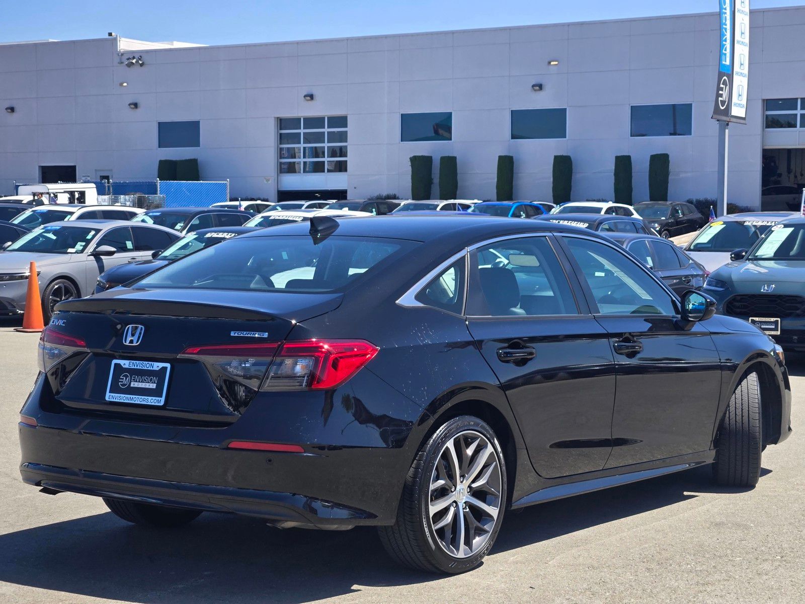 2023 Honda Civic Touring - Photo 7