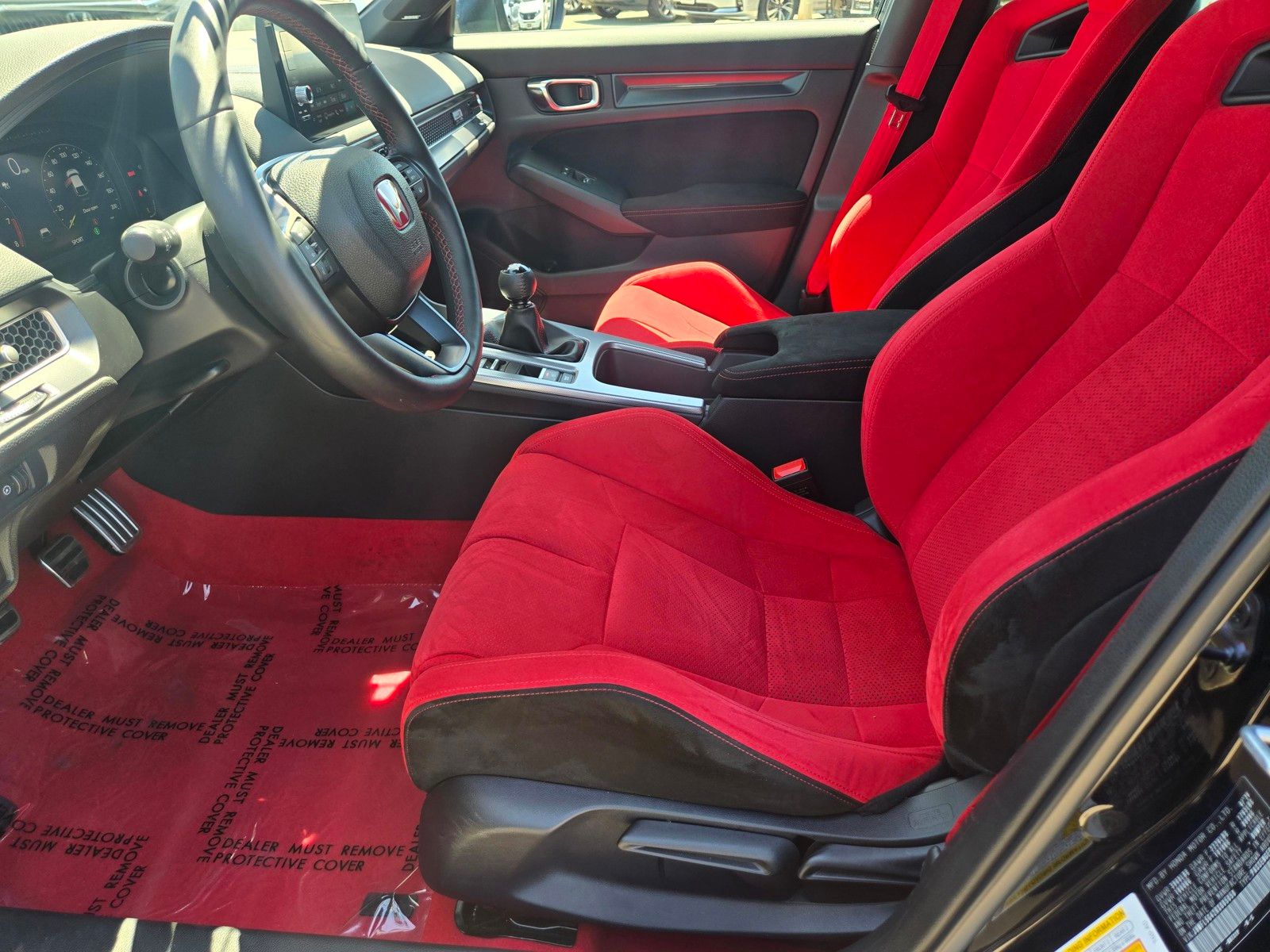 2024 Honda Civic Hatchback Type-R - Photo 11