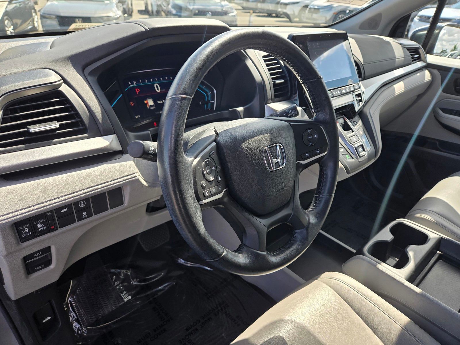 2021 Honda Odyssey EX-L - Photo 13