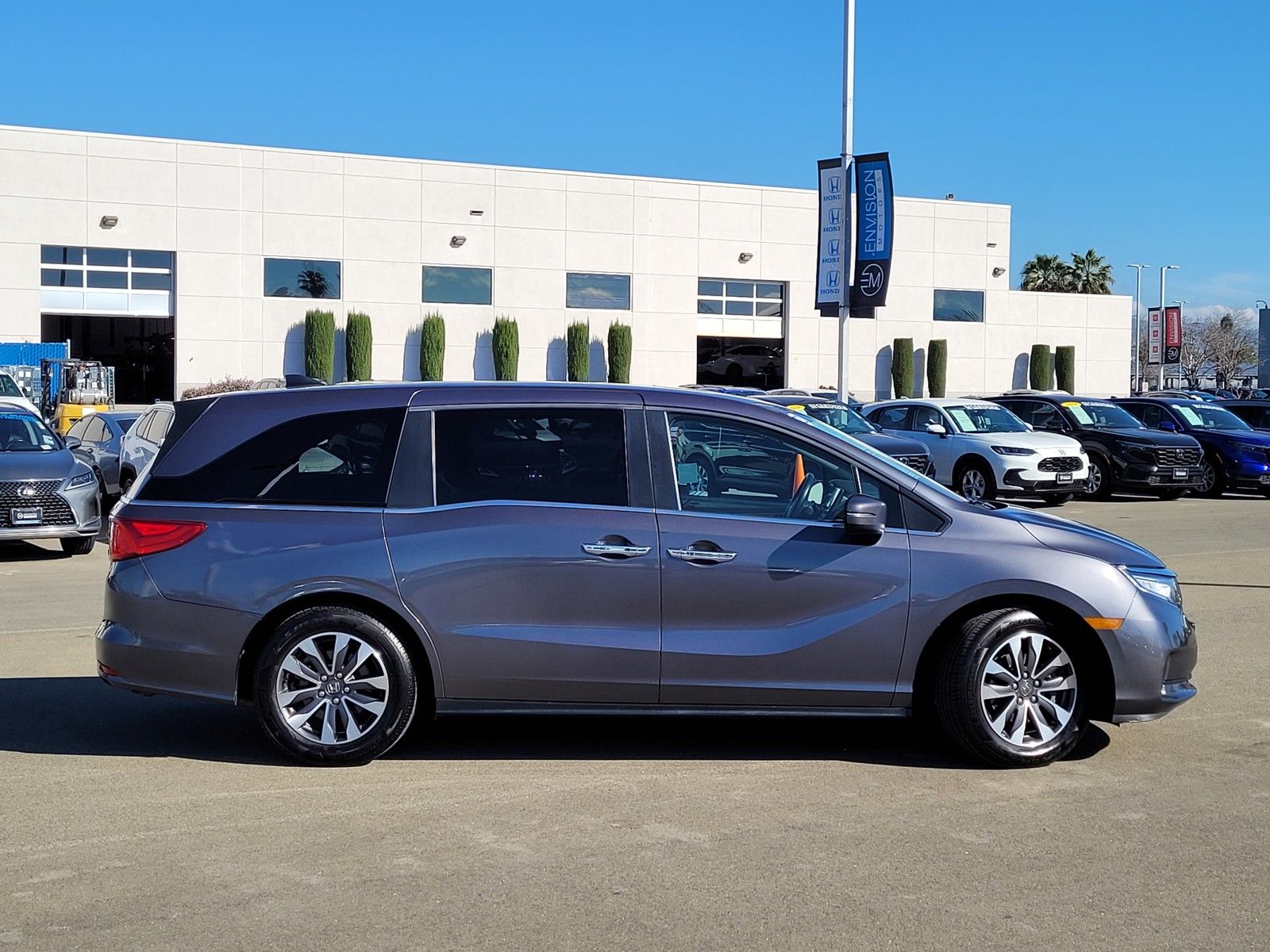 2022 Honda Odyssey EX-L - Photo 4
