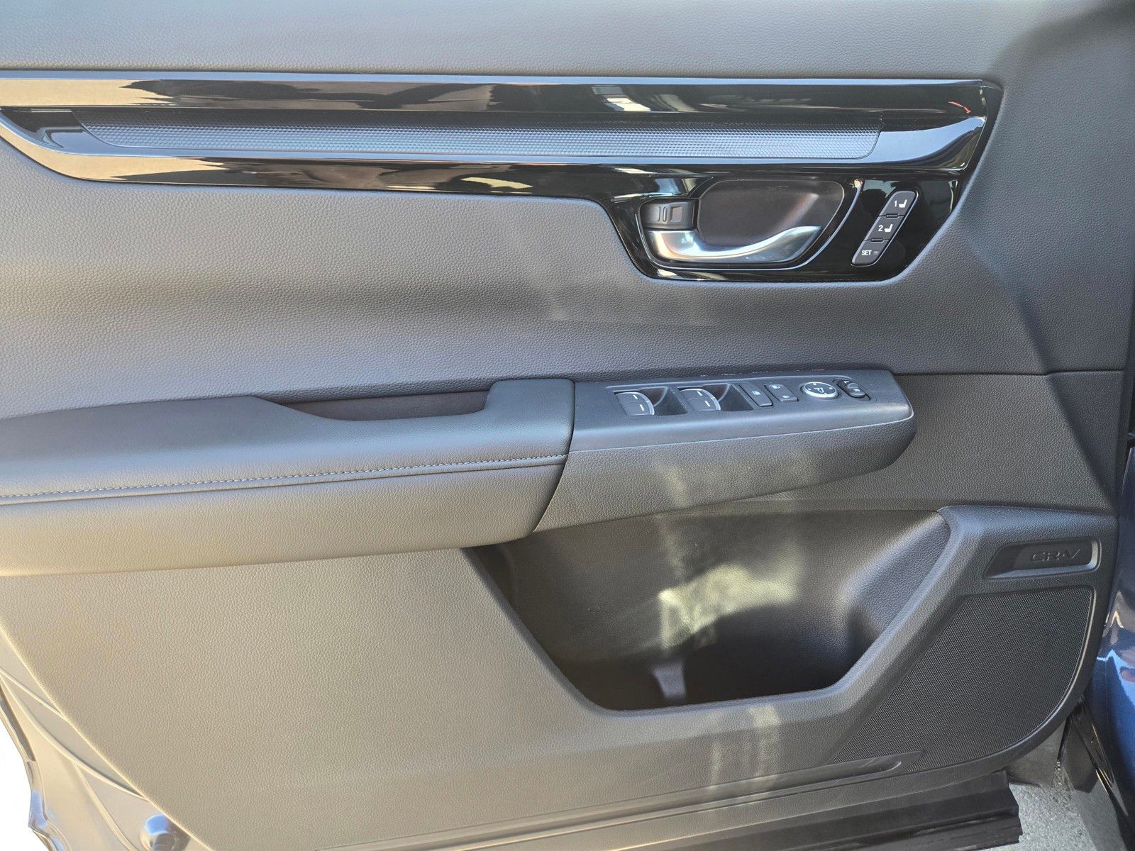 2025 Honda CR-V EX-L - Photo 16