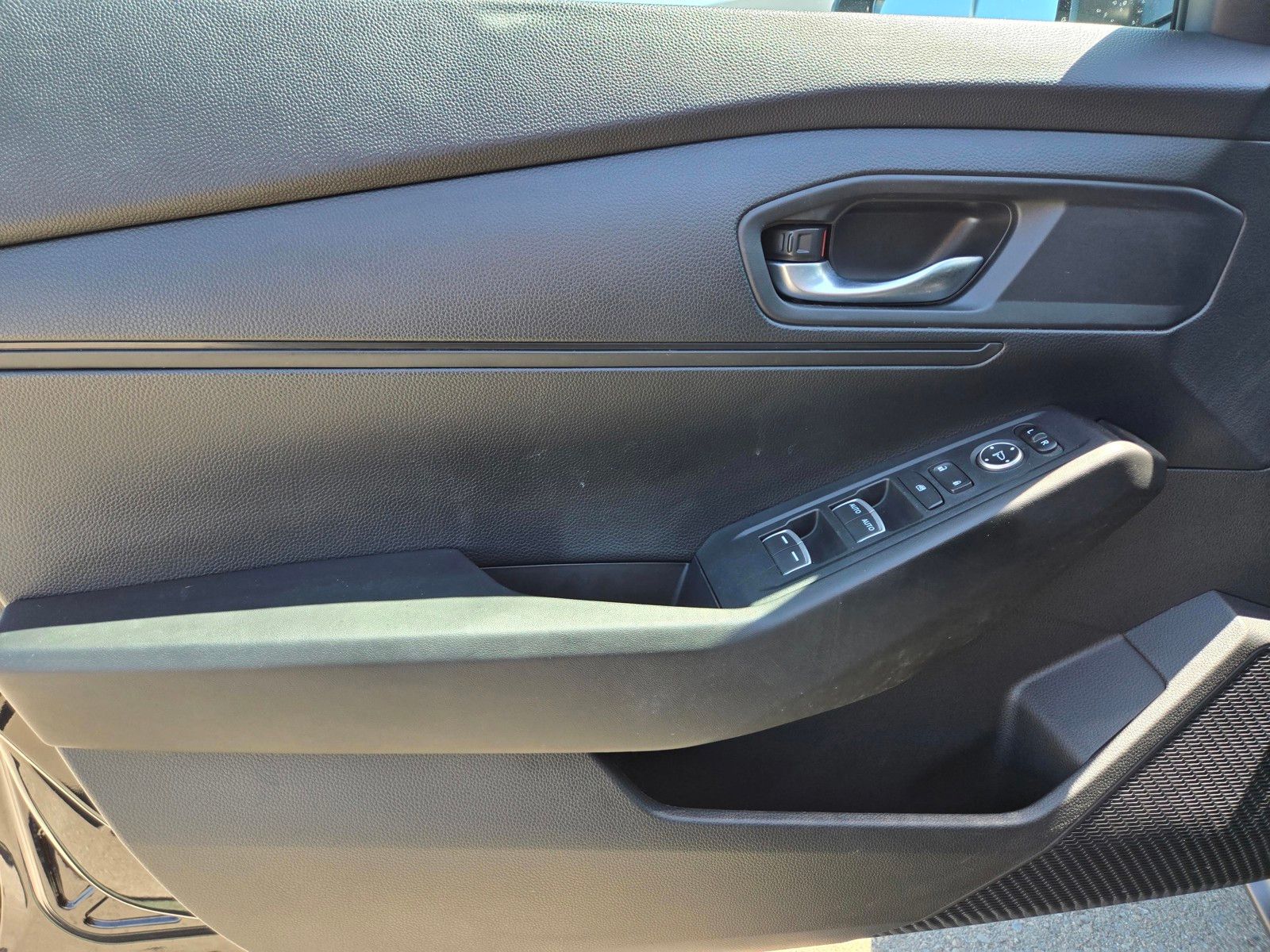 2024 Honda Accord LX - Photo 15