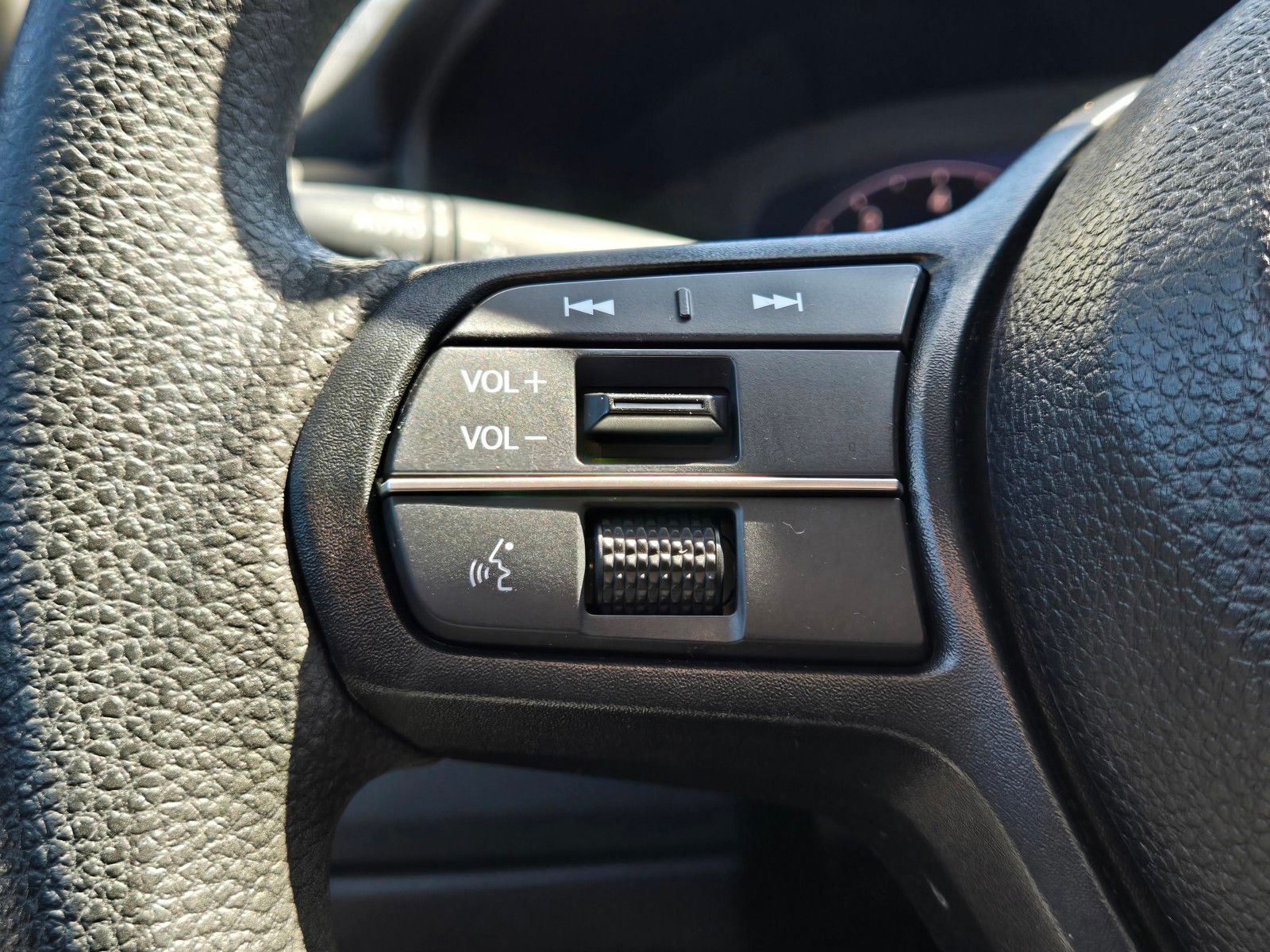 2024 Honda Accord LX - Photo 26