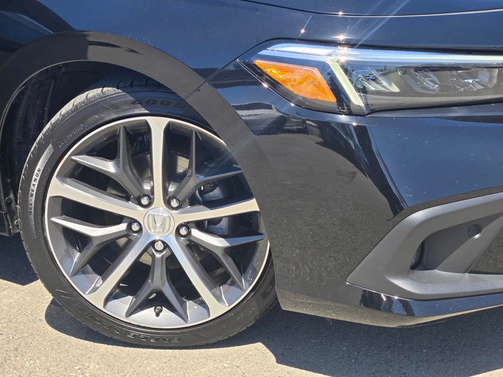 2023 Honda Civic Touring - Photo 9