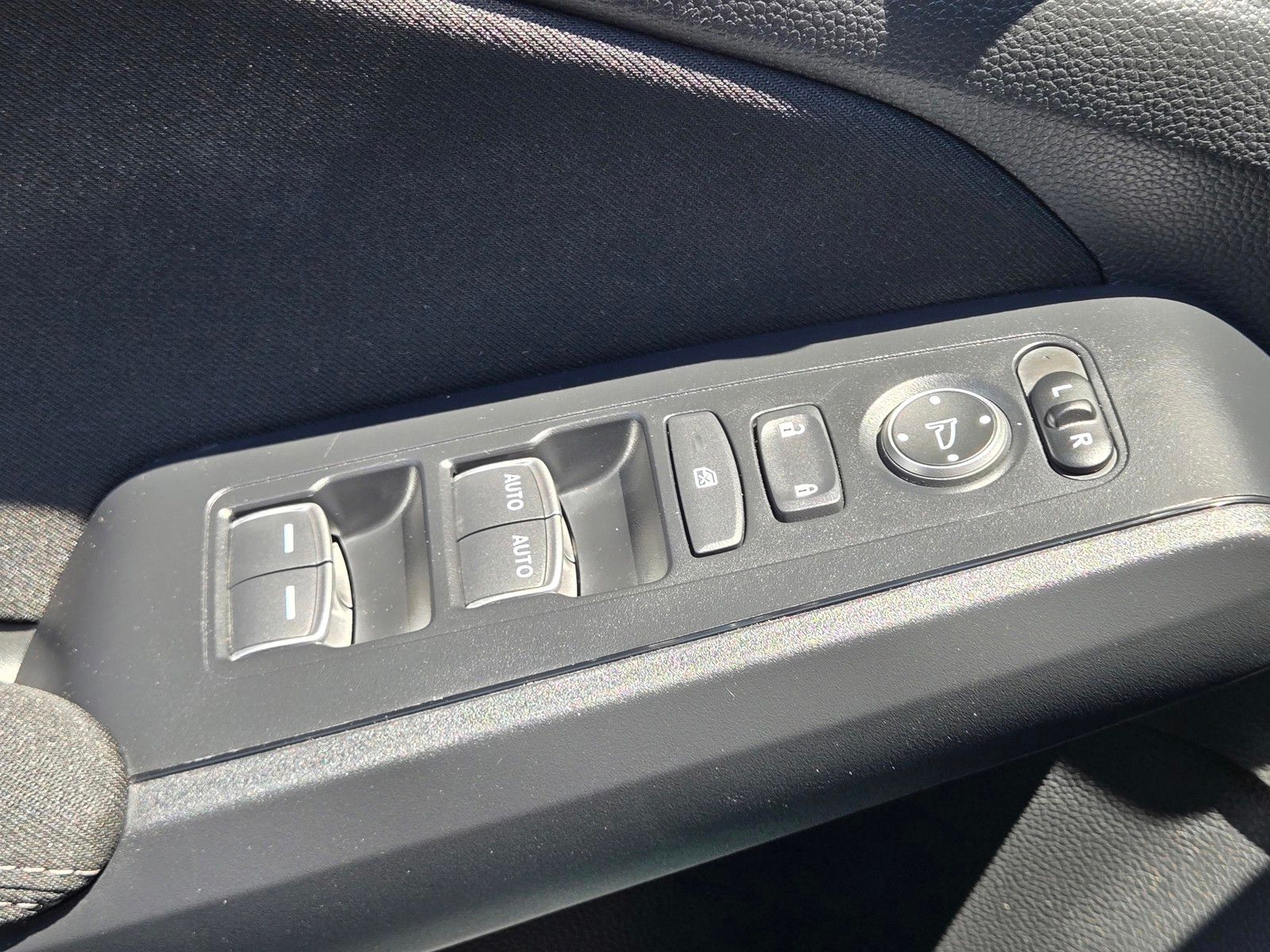 2024 Honda Civic Sport - Photo 27