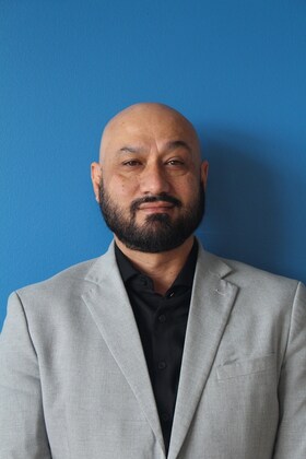 Staff member Moe Nasrat from ID_8ab2f4