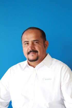 Staff member Yama Zohdi from ID_8ab2f4