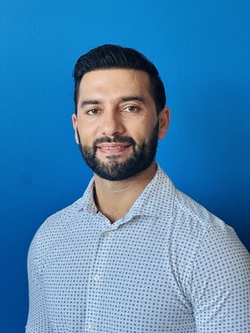 Staff member Omar Noori from ID_997254