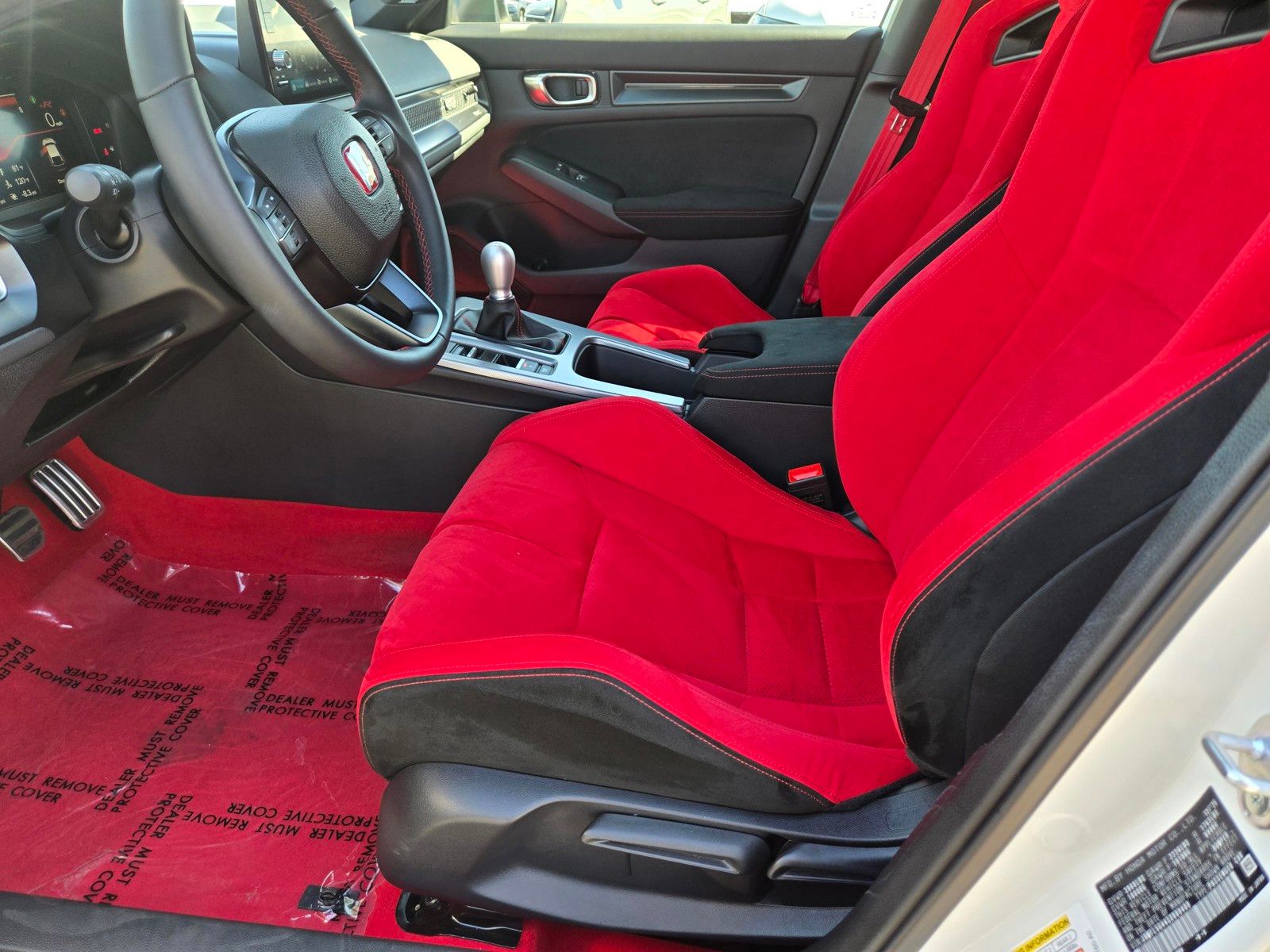 2025 Honda Civic Hatchback Type-R - Photo 11